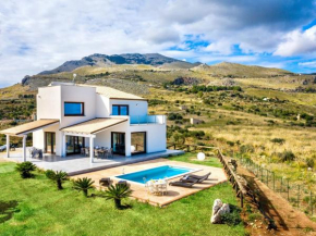 Villa Rocchi Livreri by Interhome Scopello
